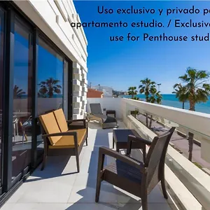  Appartement Seafront Boutique Calabeach